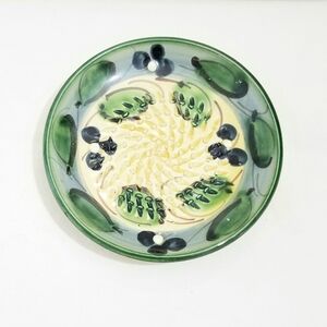 Vintage 1980 Spanish Round Garlic Grater Plate, Handmade/Hand Painted in Spain